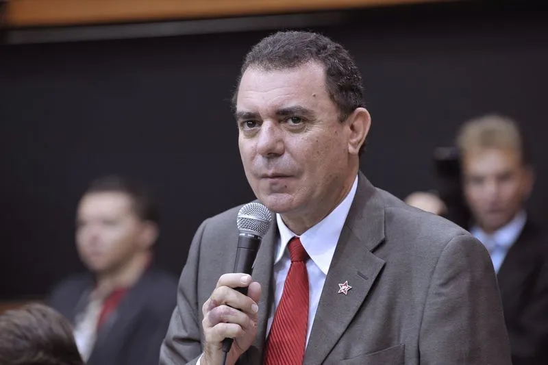 Luis Cesar Bueno, candidato ao governo de Goiás, apresenta plano de governo com foco em infraestrutura e segurança